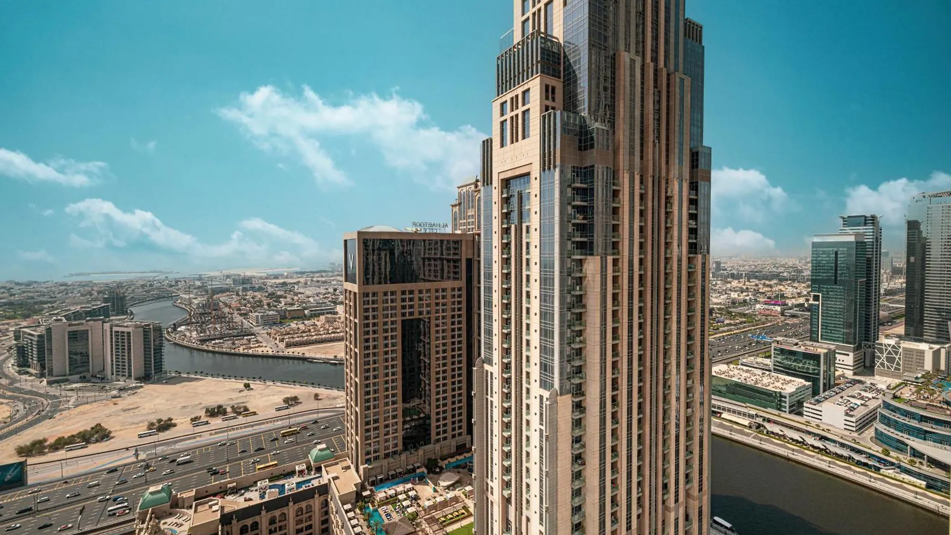 5 Star Amenities 10 Mins Downtown Kite Beach Dubai United Arab Emirates